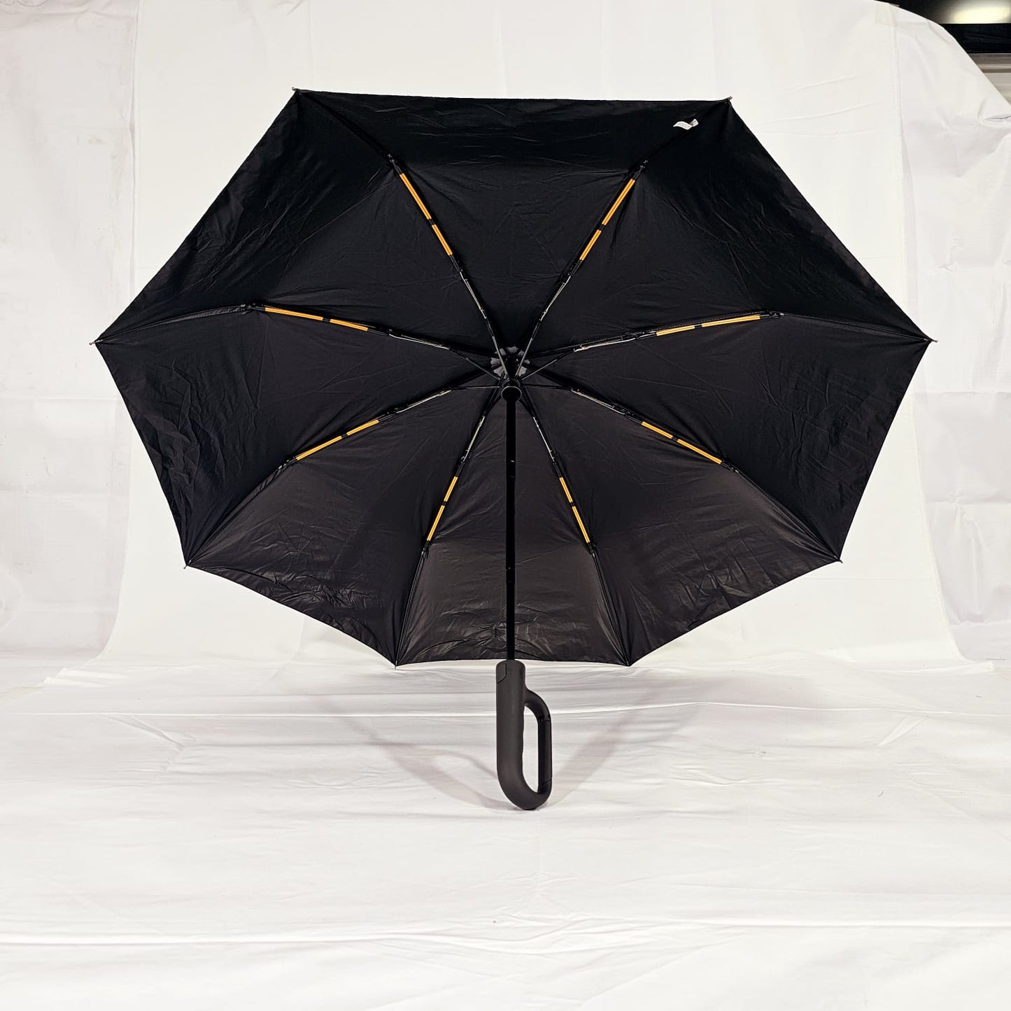 SkyGuard™ | Sombrilla Clip Automática Premium De 23” – Resistencia, Estilo y Protección UV 🌂